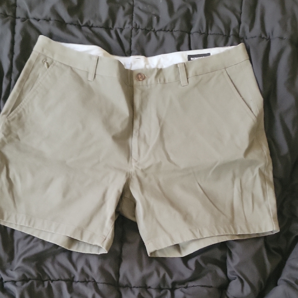Men's Tan Shorts